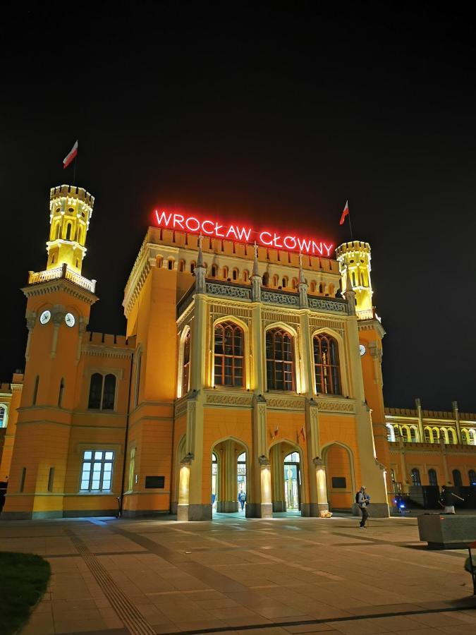 Apartament Na Dworcowej Centrum Parking Gratis Wroclaw Dış mekan fotoğraf