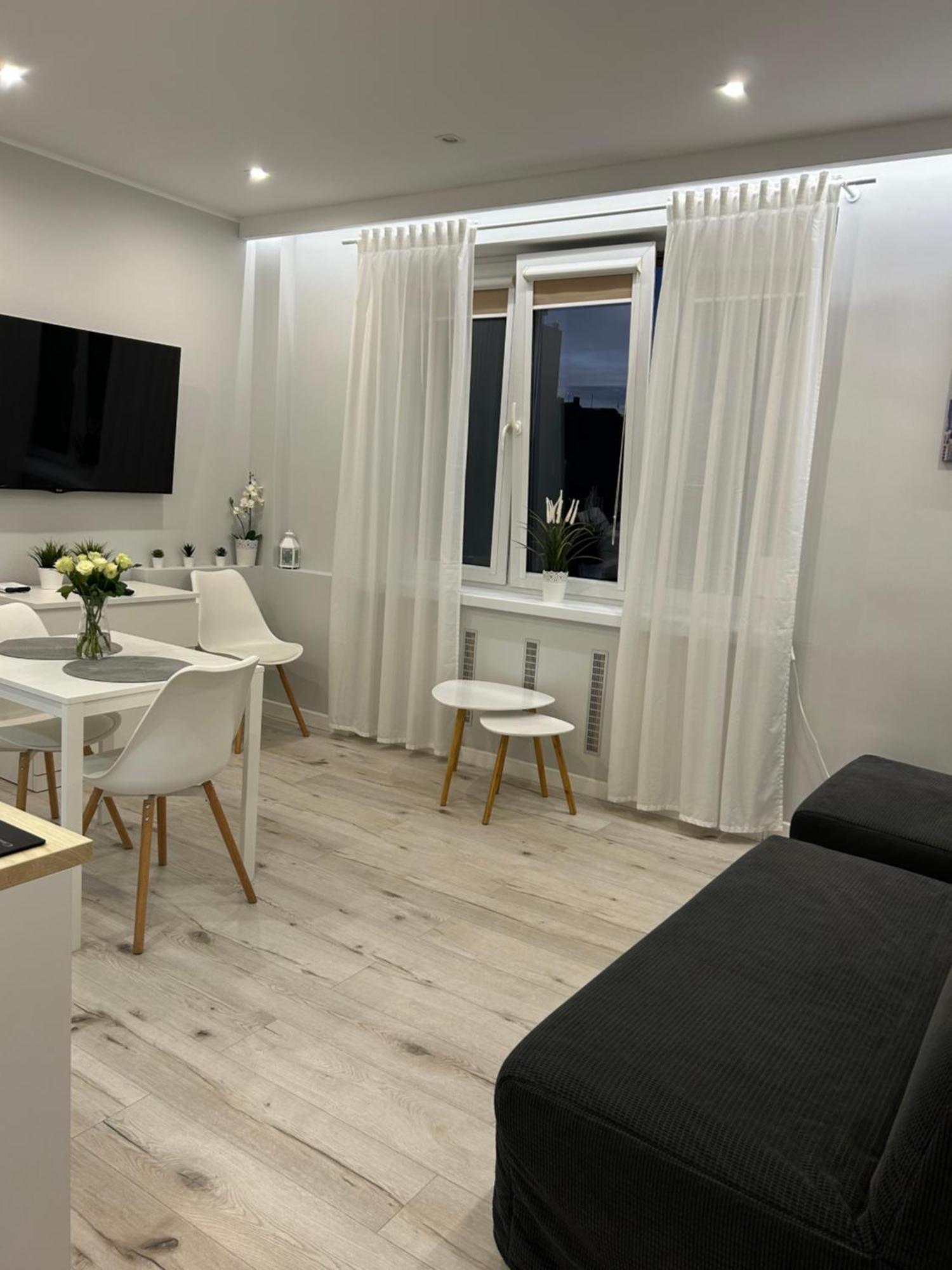Apartament Na Dworcowej Centrum Parking Gratis Wroclaw Dış mekan fotoğraf